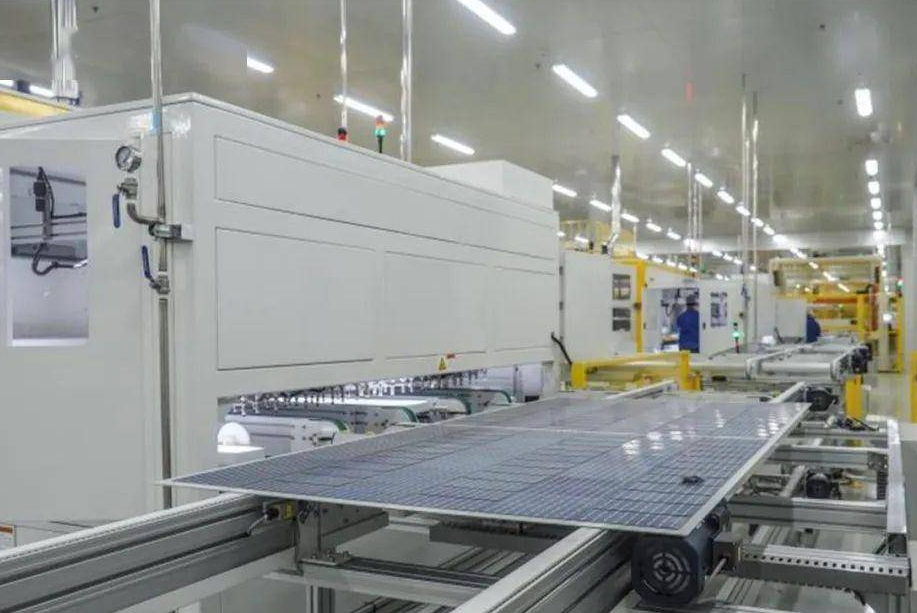 太陽能電池板生產車間