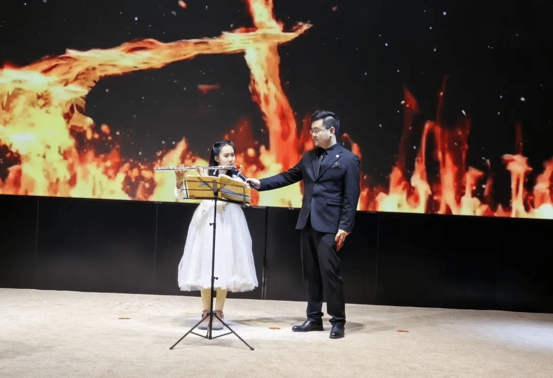 千淘万漉虽辛苦 · 吹尽狂沙始到金 | k8凯发(中国)集团2024年终盛典圆满举办！